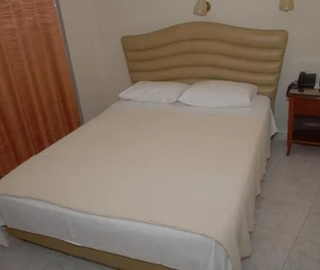 Ilida Hotel 2*